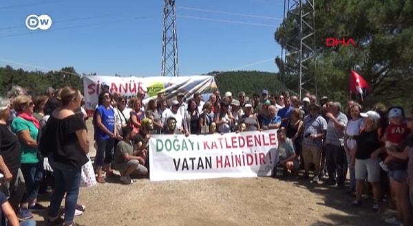 En son Temmuz 2019’da, Kanadalı Alamos Gold şirketinin Türkiye’deki iştiraki Doğu Biga Madencilik’in Kirazlı’daki altın madeni projesine karşı başlayan protestolar kitlesel bir eyleme dönüştü.