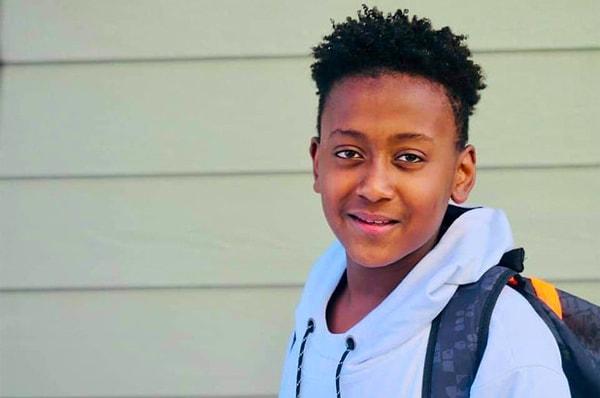 12 yaşındaki Joshua Haileyesus, TikTok'ta trend olmuş popüler bir meydan okuma sonucunda hayatını kaybetti.