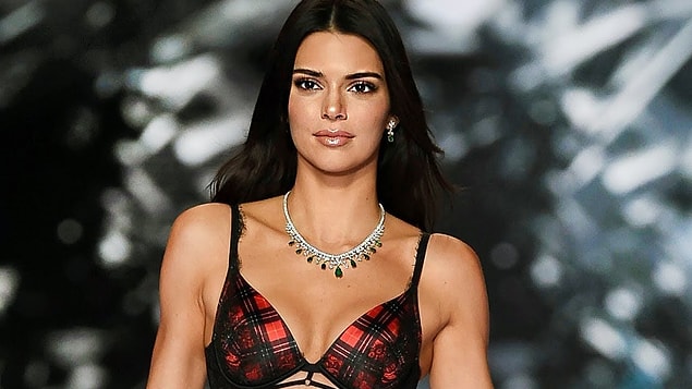 Dünyaca ünlü model Kendall Jenner’ı artık hepimiz tanıyoruz.