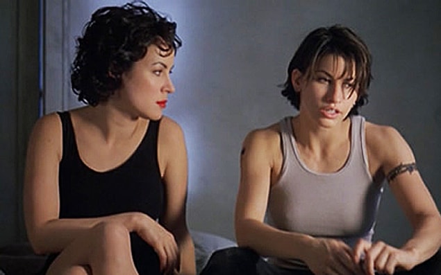 15. Bound (1996)