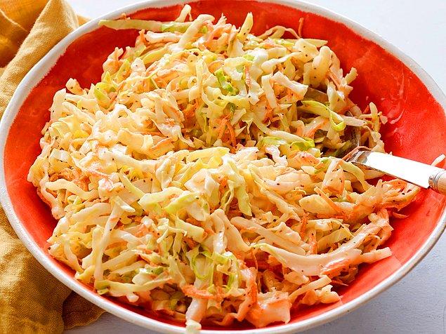 4. Lahana Salatası Tarifi: