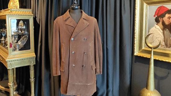 Atatürk'ün Ceketi Açık Arttırmaya Çıkıyor: 1 Dolardan Başlayacak