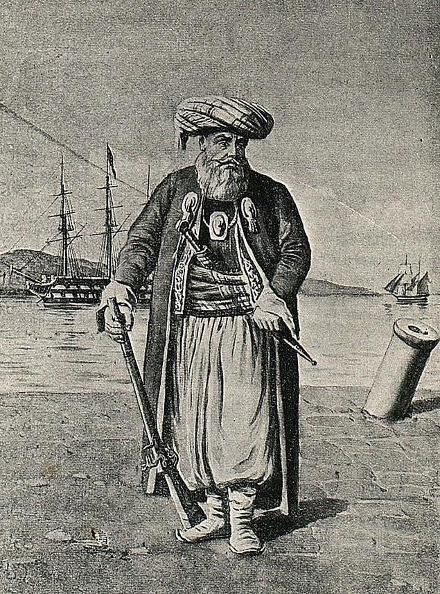 Tek gemiyle yola çıkmış olsa da Hasan Paşa açık denizde bir İspanyol gemisini zapt ederek Cezayir'e ulaşır. Bu durum onun şöhretine şöhret katacak ilk olay olur.