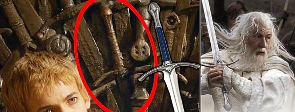 8. Demir Taht'ta yer alan tüm kılıçlar farklı referanslara dayanıyor.