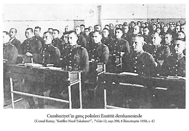 Ayrıca 1937'de amir yetiştiren Polis Enstitüsü ve 1 sene sonra da polis memuru yetiştiren Polis Koleji açılır.