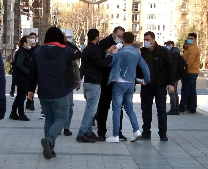 Belediye Soruşturma Başlattı: Taksim'de Zabıtadan Seyyar Satıcıya Tokat