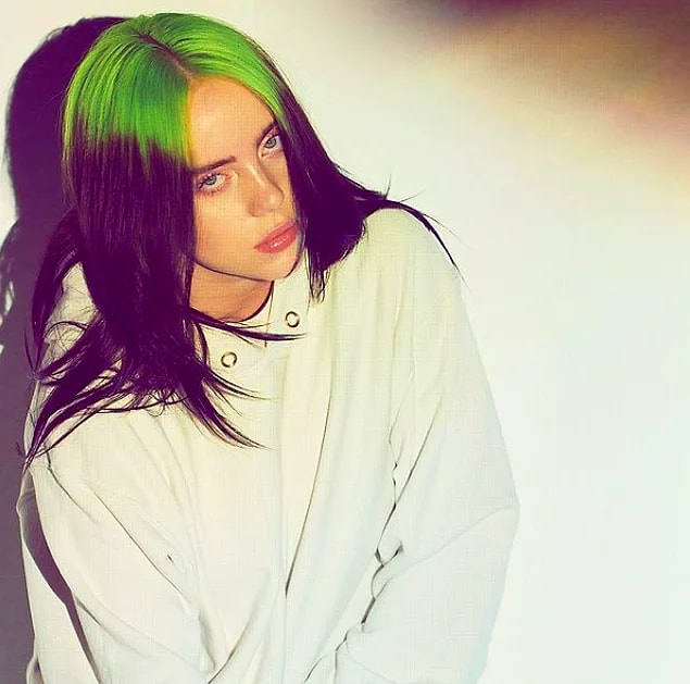 2. Billie Eilish'in yeni tarzı, hayranları tarafından epeyce konuşuldu!