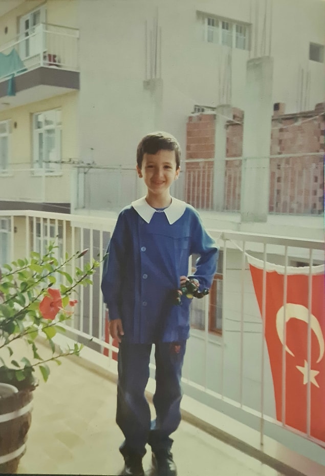 9. Nazmi Özdil - Yönetmen (Dua Lipa - Urfalı Zeyno videosunu yapan çocuk)