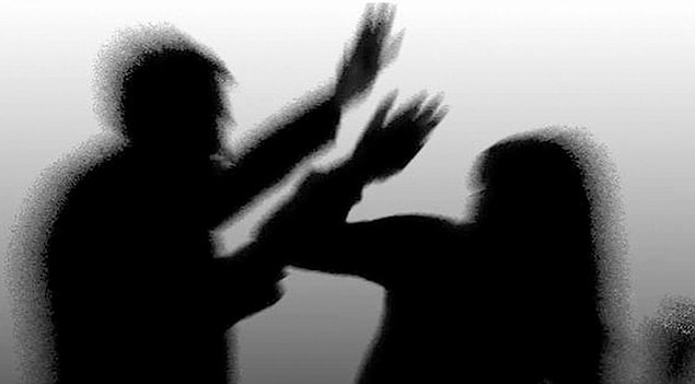 Hiçbirimizin hiddete ya da şiddete tahammülü kalmadı. İçerisinden geçtiğimiz zor günlerde “Her koyunun kendi bacağından asılmadığını da misliyle öğrendik.”