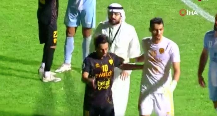 Kulüp Başkanı Sahaya İndi, Takımı Soyunma Odasına Gönderip Işıkları Kapattırdı! Penaltı Kararı İptal Edildi