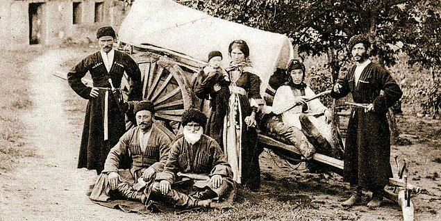 Osmanlı İmparatorluğu fethettikleri yerlerde, kültürel varlıklarını sürdürmek amacıyla İskan politikası uygulamışlardı.