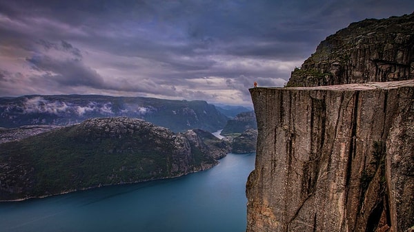 3) Lysefjorden Road, Норвегия