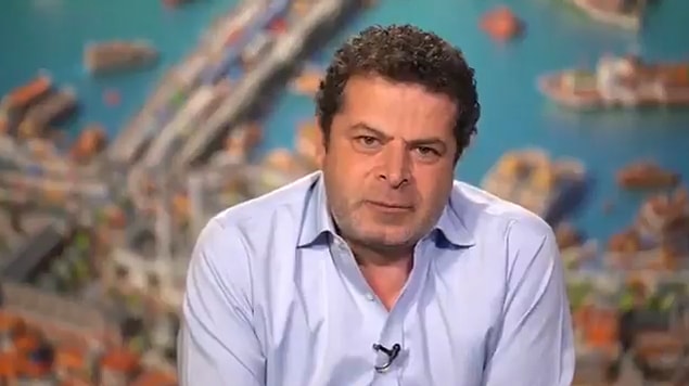 Gazeteci Cüneyt Özdemir gündemi yorumladı... Dünyanın en saçma sapan yasaklarıyla karşı karşıyayız diyen Cüneyt Özdemir, 'Böyle ülke mi yönetilir?' diye de sözlerine ekledi...
