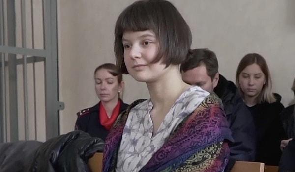 Yulia Tsvetkova 1 Mayıs'ta açlık grevine başladı! Mahkeme halka açılana kadar Tsvetkova grevine devam edecek.