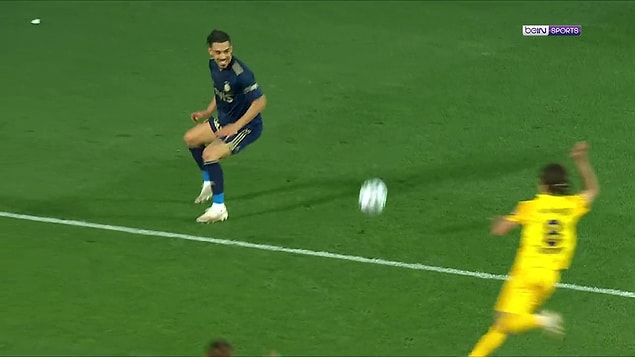 O anlarda ise İrfan Can Kahveci, s*ktir çekiyor...