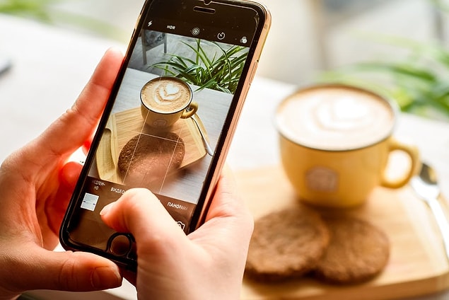 11. Instagram'ın hikaye özelliğini kullanmaktan çekinmemelisiniz.