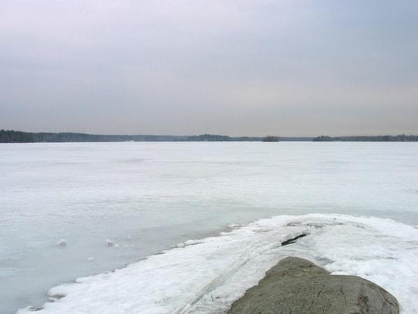 Finlandiya'daki Bodom Gölü, çok sayıda gizemli olay ve cinayete ev sahipliği yapan bir yer.