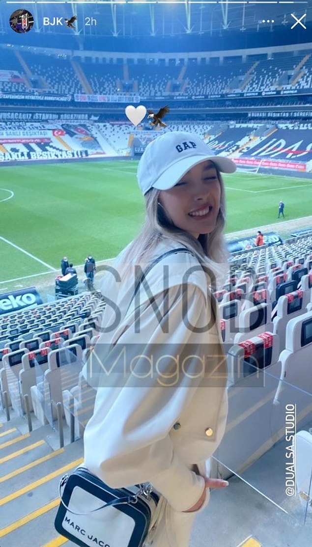Beşiktaş'ın maçlarını yakından takip eden Ukraynalı güzel, daha önce de Sergen Yalçın sayesinde maçları stadyumdan izlemiş.