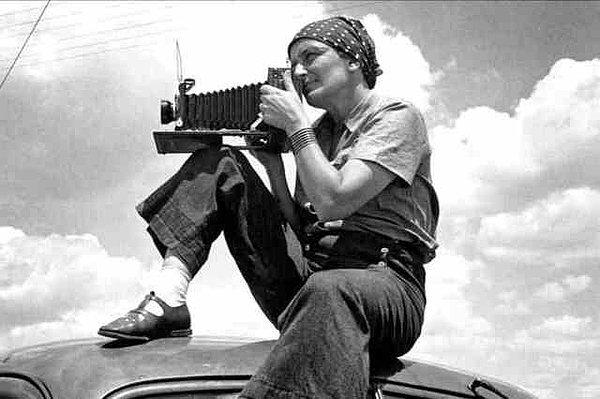 1. Semiha Es - İlk Türk Kadın Savaş Muhabiri ve Fotoğrafçısı