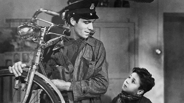 24. Bicycle Thieves (1948)