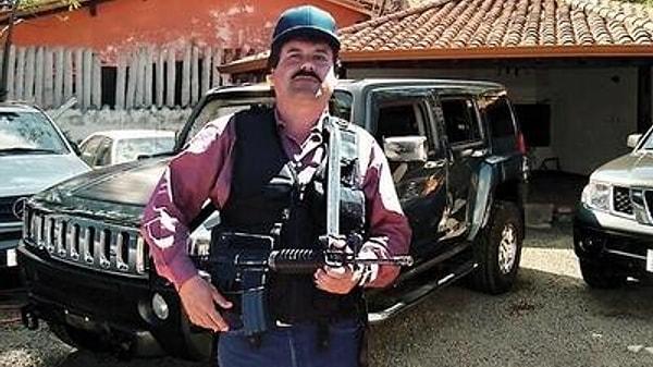 Bu yüzden de El Salvador'a kaçmaya karar verdi fakat yoldayken polisler tarafından yakalandı.