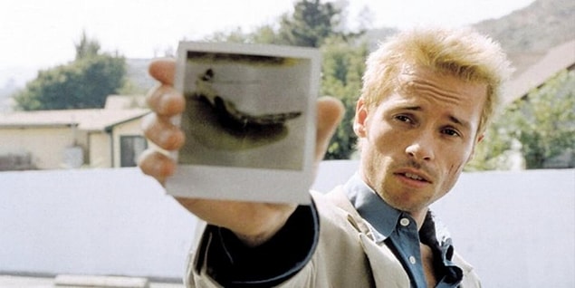 22. Akıl Defteri (Memento)