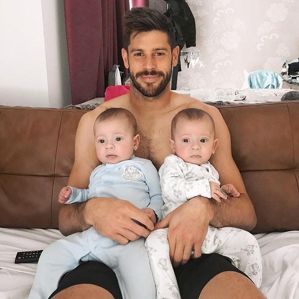 Ertesi sezon ise Beşiktaş'ın kalecisi Fabri, ikiz bebek sahibi oldu ve şampiyonluk geldi.