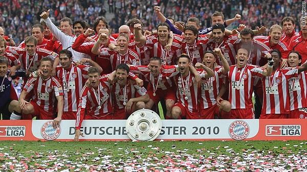4. Hamit Altıntop / 2009-2010 / Bayern Münih