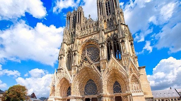 13. Reims Notre Dame Cathedral (Fransa)