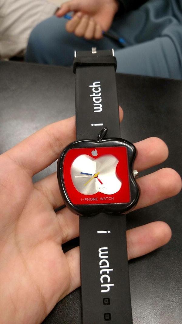 26. "Arkadaşım eBay'den 600$'lık bir Apple Watch aldı ve bunu gönderdiler."