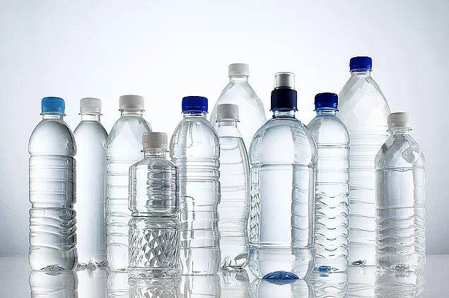 4. 10 plastik şişeden 9'u geri dönüştürülür.