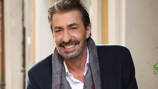 Kerimcan'ın ödül aldığını gören Erkan Petekkaya ise bu konudaki düşüncelerini yaptığı paylaşım ile açıkça dile getirdi.