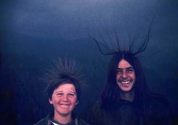4. 1975'te Sierra Nevada dağlarında her iki kardeşin de yıldırım çarpmasından sadece birkaç dakika önce çekilen fotoğraf...