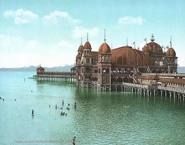 6. Курорт "The Saltair Pavilion" 1900-1925 гг. Название "Saltair Pavilion" носили несколько курортов на южном берегу Большого Соленого озера в Юте