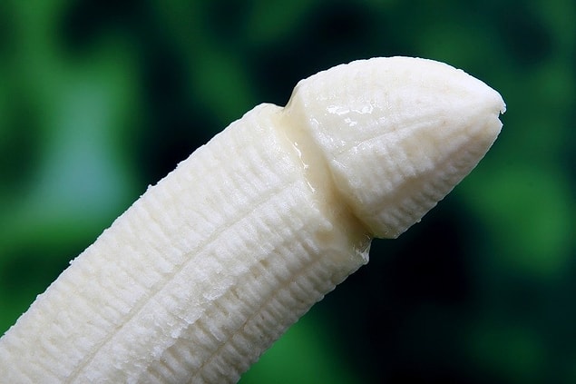 2. "Penis boyu erkeklerin sandığı kadar önemli değil! Hatta çok büyük olması bazen sorun yaratabiliyor."