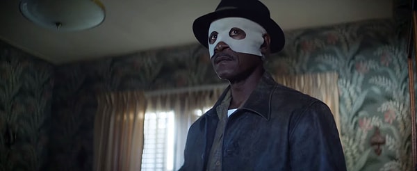 Судя по трейлеру, суровый мафиозный триллер полон множества загадочных интриг и знакомых лиц.