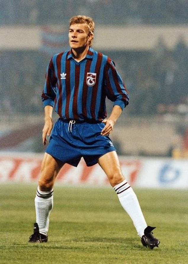 4. Lars Olsen