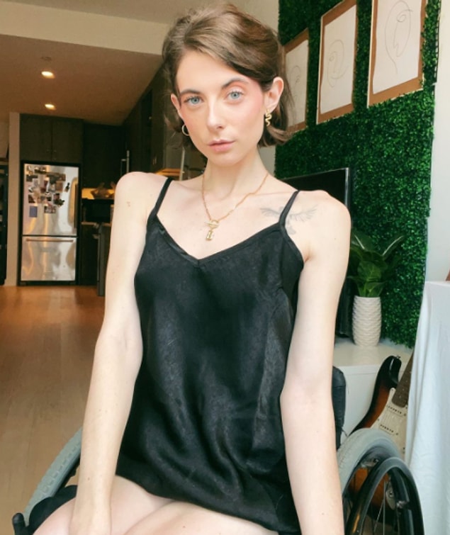 Gabrielle'in seyahat arkadaşlarından birisi olan Bri Scalesse olayın ardından onu teselli etmeye gittiğini söylüyor.