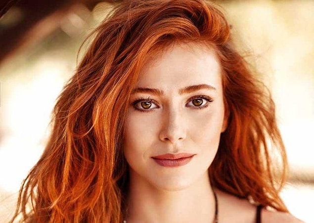 3. Elçin Sangu