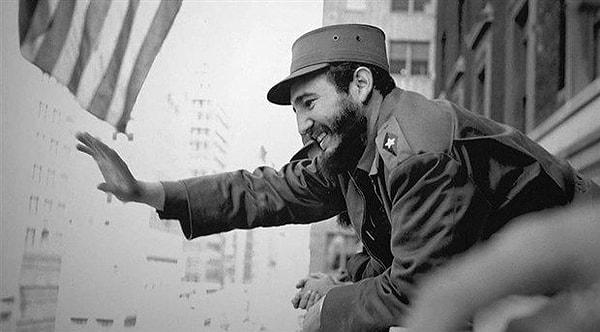“Devrim şimdi başlıyor” Fidel Castro
