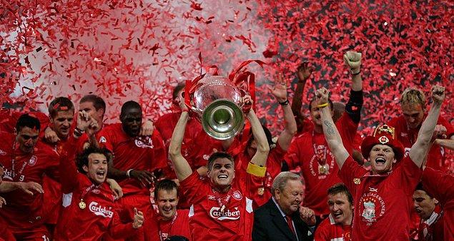 8. 2005 yılında İstanbul'da oynanan efsanevi Şampiyonlar Ligi final maçında, Liverpool kadrosunda bulunan hangi futbolcu gol atmamıştı?
