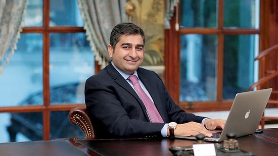 Sezgin Baran Korkmaz'dan '10 Milyon Euro' Sorusuna Yanıt: 'Bunun Muhatabı Veyis Ateş'