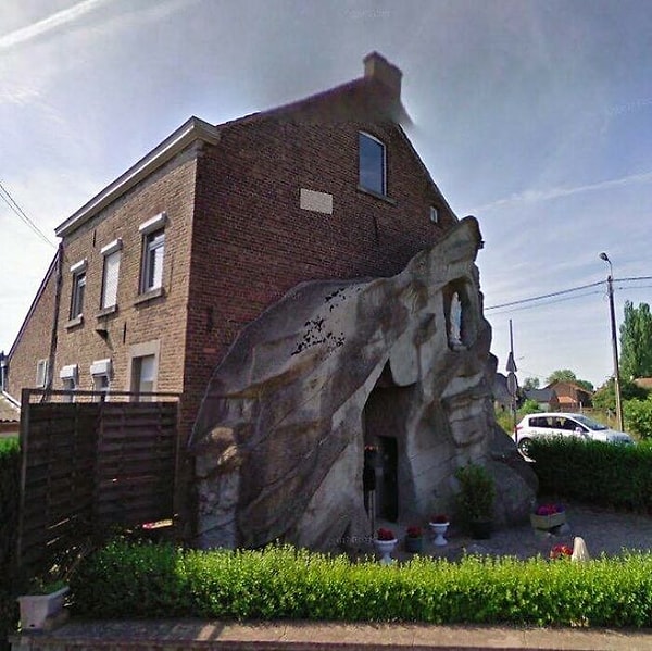 12. Теперь это пещера для людей