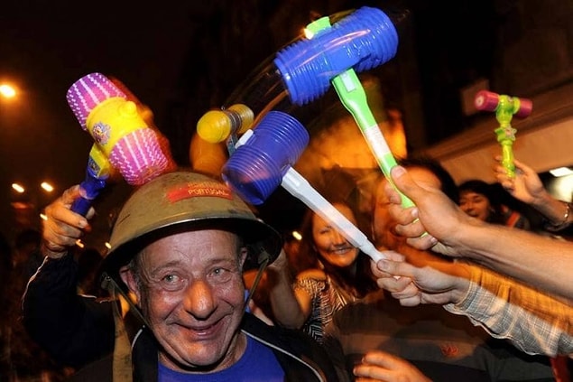 1. Portekiz (Festa de São João do Porto)