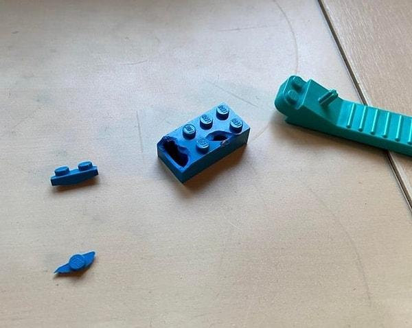 19. "7 yaşındaki kızım LEGO kırmayı başardı."