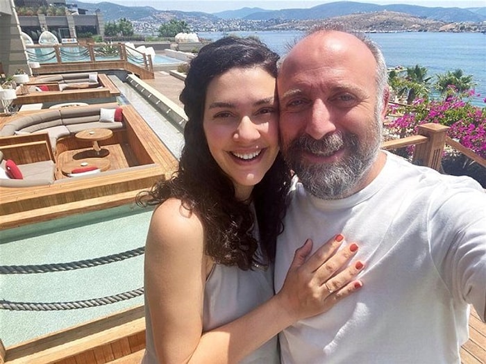 Bergüzar Korel ve Halit Ergenç Yeni Doğacak Kız Bebeklerine Verecekleri İsmi Açıkladı! "Halit'te Korku Var"...