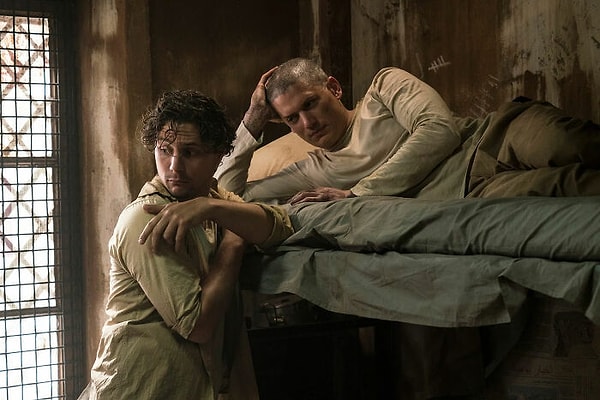 1. Я попал в тюрьму, и меня не изнасиловали. Мои сокамерники были очень спокойны, и мы все уважали друг друга.