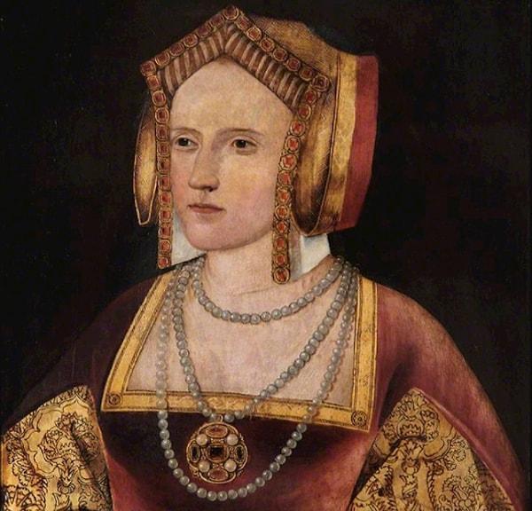 4. Aragonlu Catherine kadınların eğitim hakkı olduğunu bildiren tartışmalı bir kitabı maddi olarak desteklemiş.