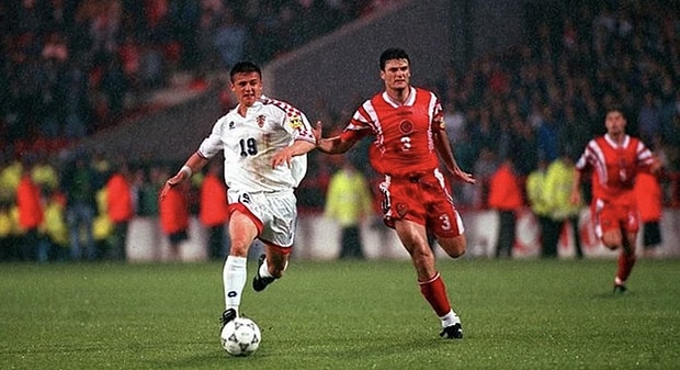 Alpay'ın Vlaovic'i düşürmeyerek 'fair play' ödülüne layık görülmesi (1996)