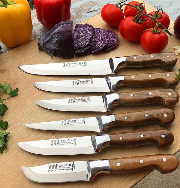 4. Profesyonel bir mutfak için profesyonel bir bıçak setine sahip olmanız gerekiyor.
